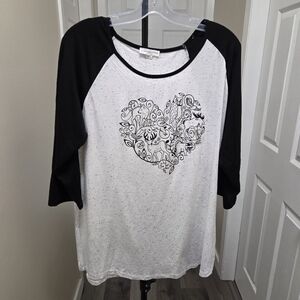 Nwt Warehouse One Rayon And Cotton Blend Black & White Heart Graphic Tee